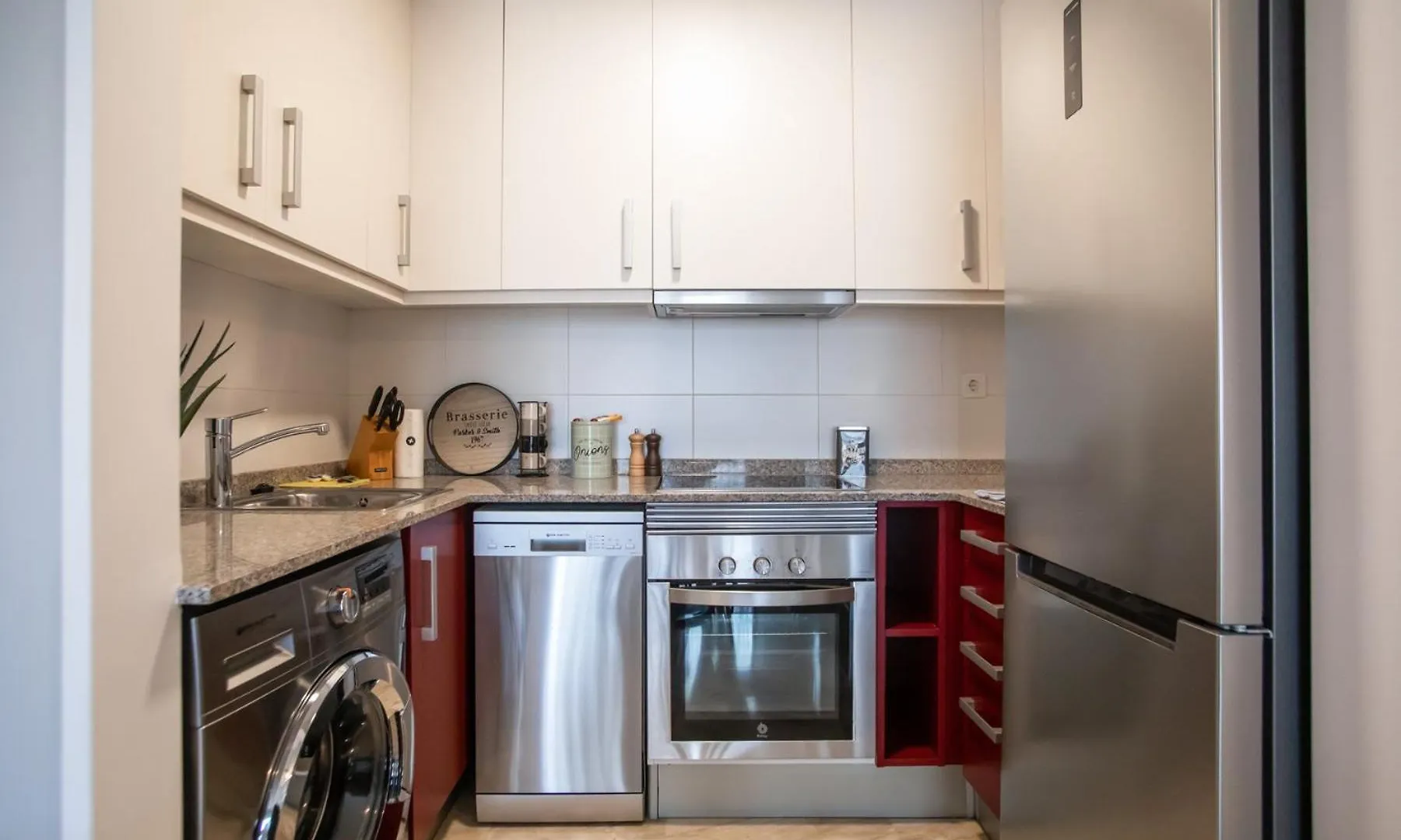 13Mal1077- Magnific 2Br Flat Apartment Barcelona